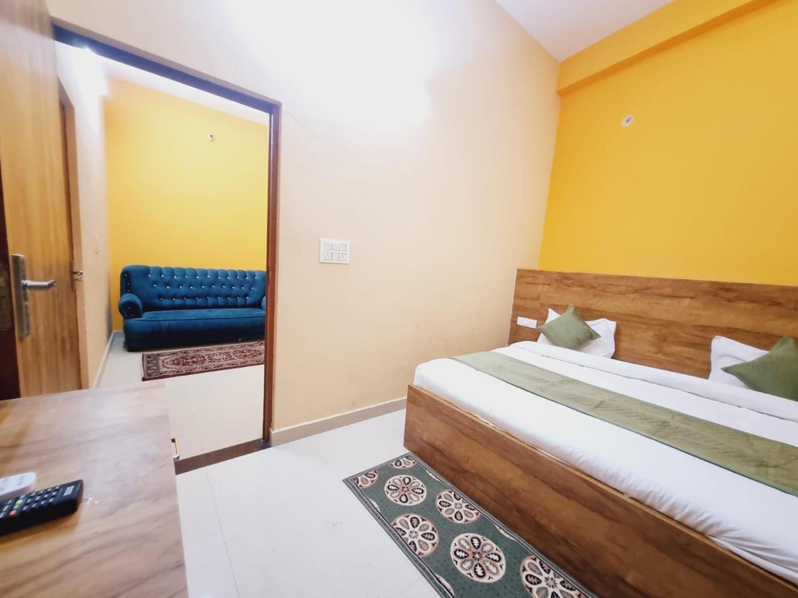 Hotel Townhouse Luxe - Vrindavan
